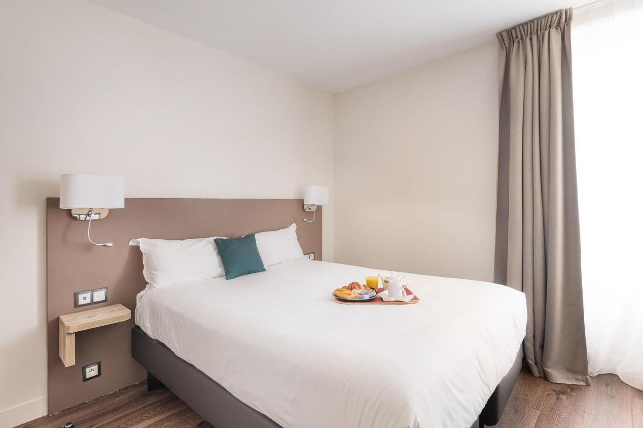 Hotel Courcelles Mederic Paříž Exteriér fotografie
