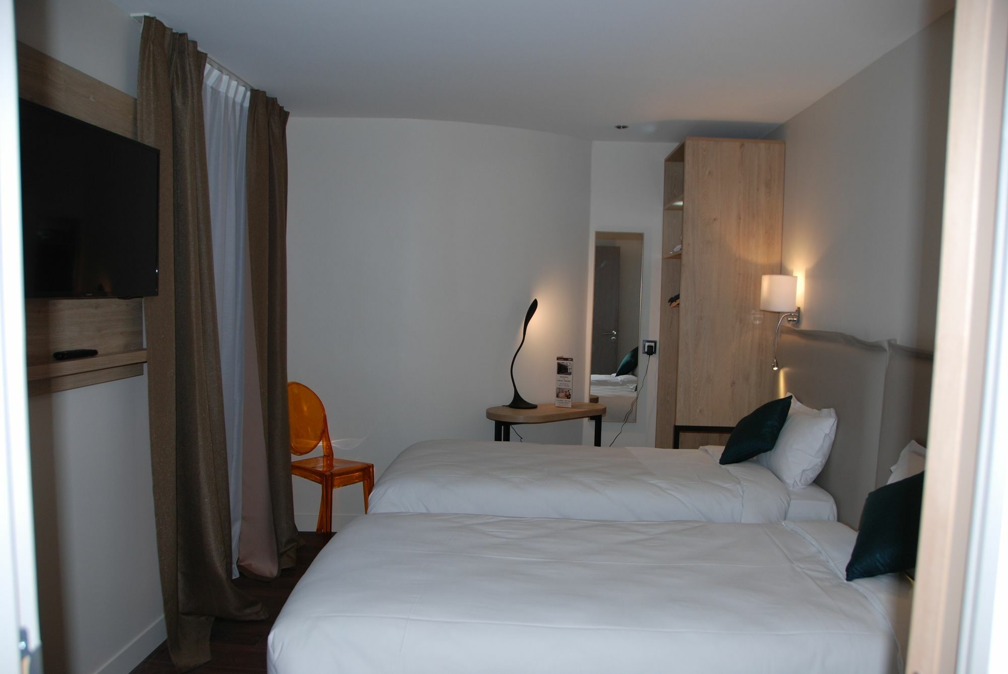 Hotel Courcelles Mederic Paříž Exteriér fotografie
