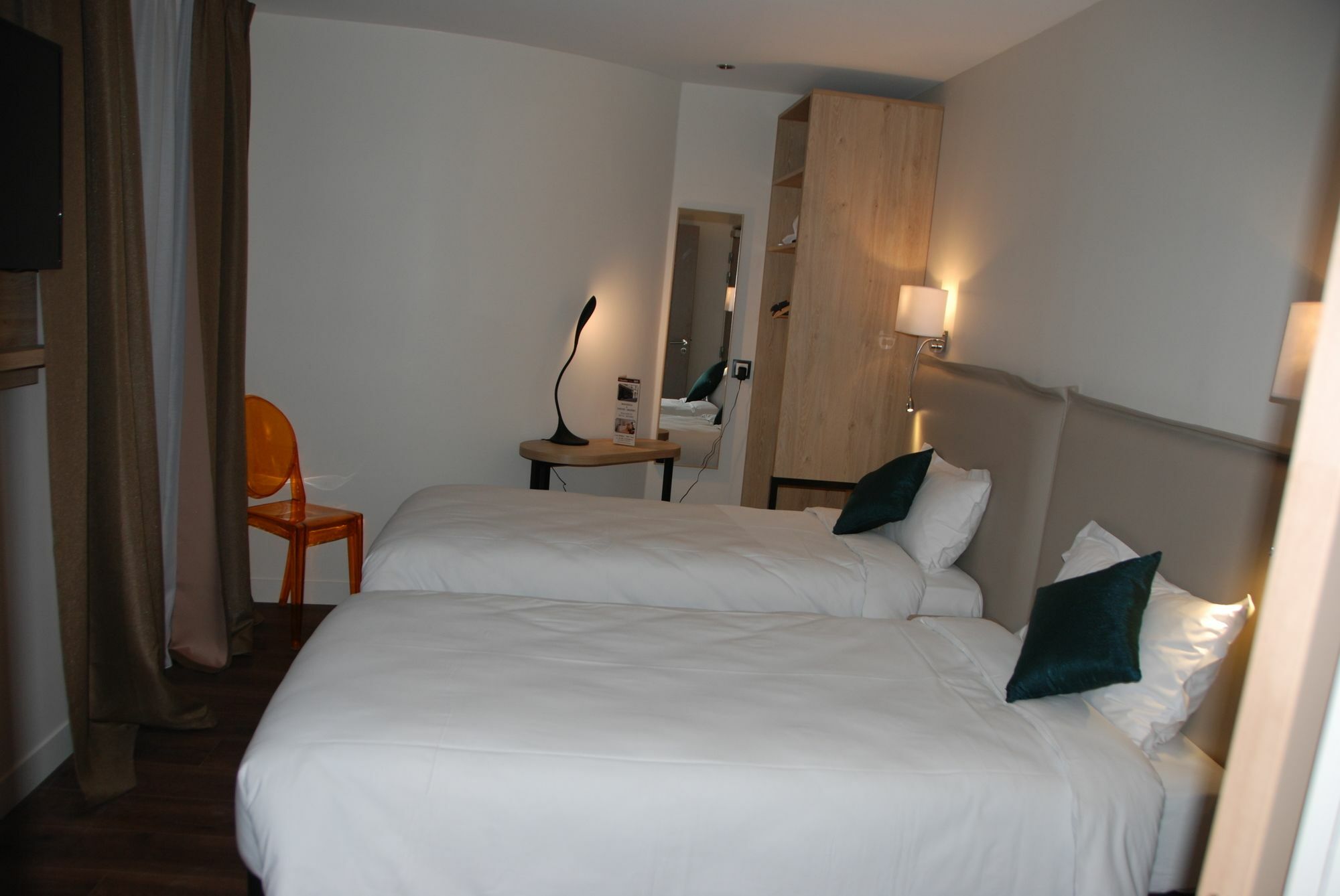 Hotel Courcelles Mederic Paříž Exteriér fotografie